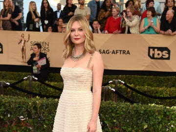 Kirsten Dunst, con un precioso vestido Kirsten Dunst, con un precioso vestido