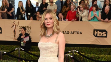 Kirsten Dunst, con un precioso vestido