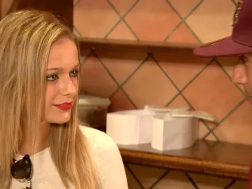 Mónica: "Jordi se piensa que soy rubia de bote, pero soy rubia natural" Mónica: "Jordi se piensa que soy rubia de bote, pero soy rubia natural"