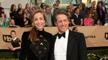 Anna Eberstein y Hugh Grant