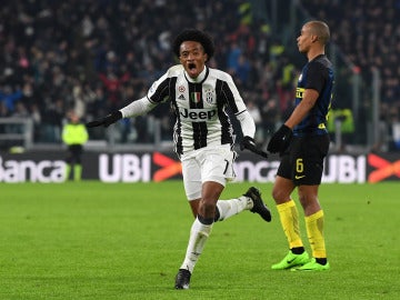 Cuadrado celebra el gol de la victoria ante el Inter