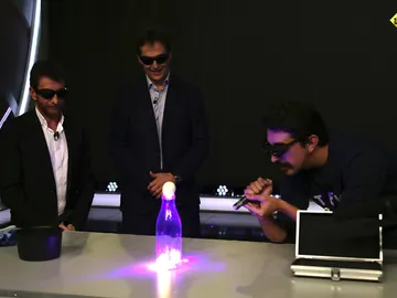 Cómo meter un huevo duro dentro de una botella sin romperlo Cómo meter un huevo duro dentro de una botella sin romperlo