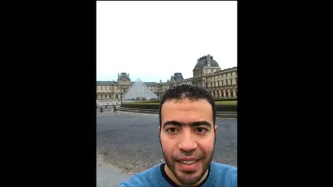 Frame 4.231111 de: El agresor del Museo Louvre se hizo dos fotografías "selfies" antes del ataque Frame 4.231111 de: El agresor del Museo Louvre se hizo dos fotografías "selfies" antes del ataque