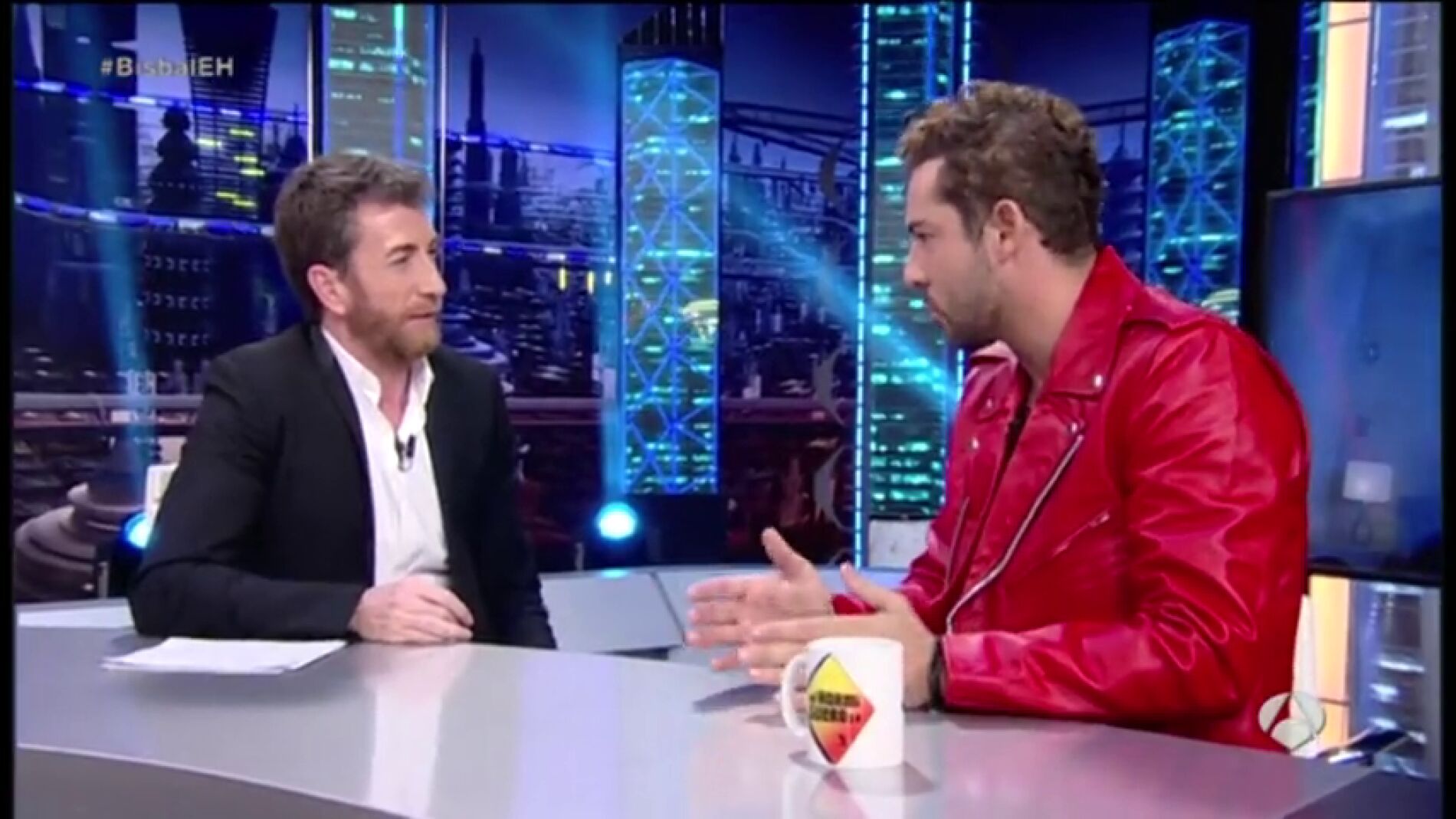 Frame 45.620421 de: David Bisbal nos cuenta como casi se queda ciego