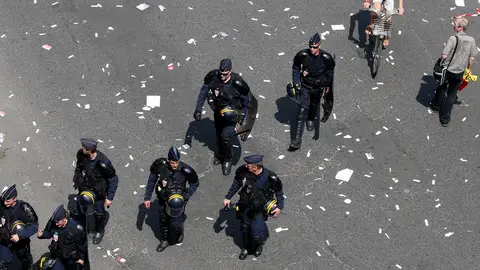 Varios policías en Francia Varios policías en Francia