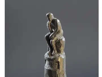 Microescultura dedica a Aylan Microescultura dedica a Aylan