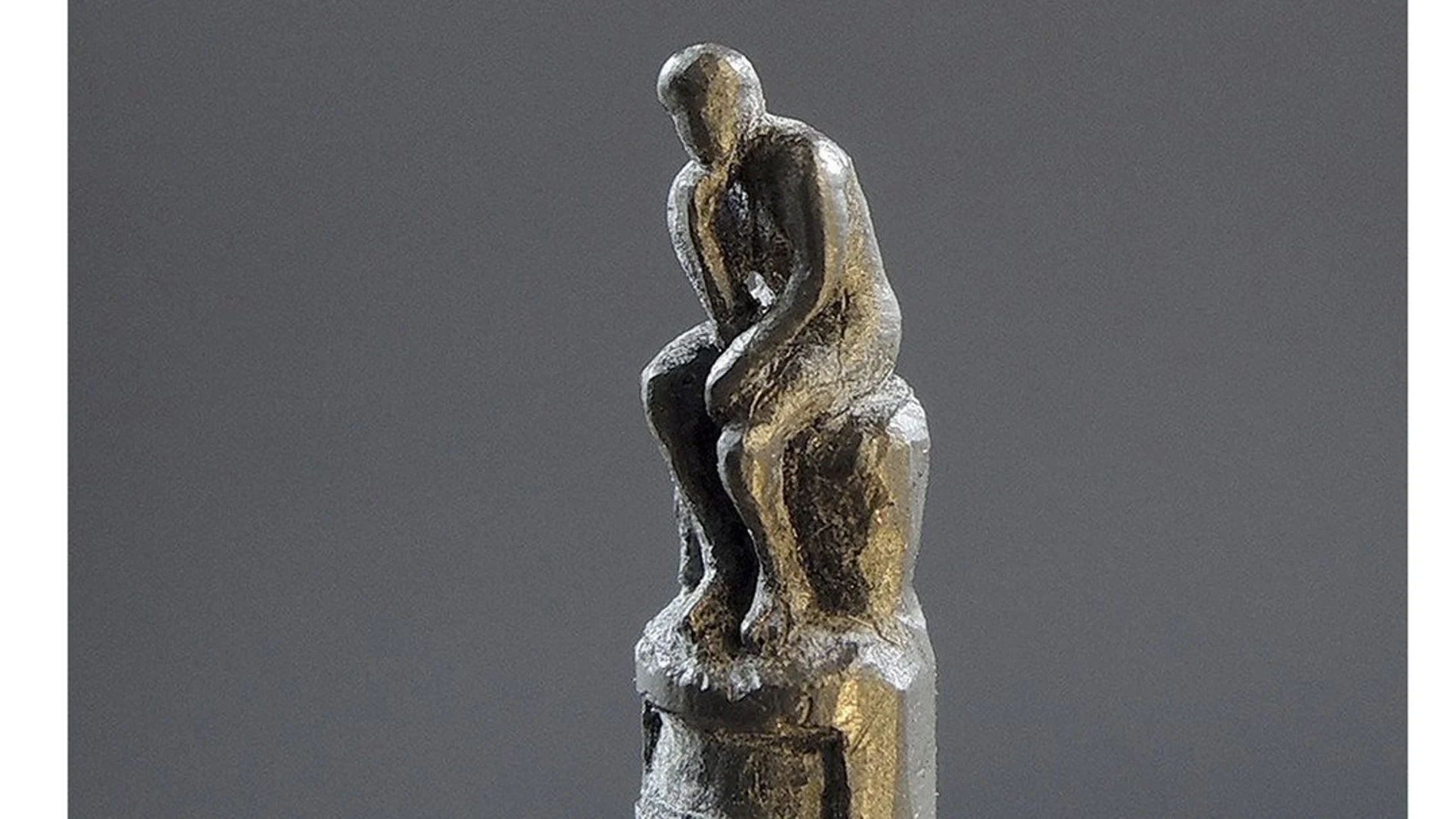 Microescultura dedica a Aylan Microescultura dedica a Aylan