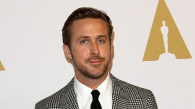 Un cocinero de Munich se hace pasar por Ryan Gosling en unos premios de cine y recibe un galardón por 'La La Land'