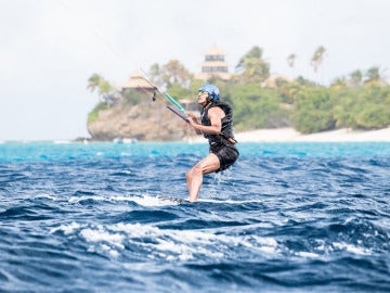 Obama haciendo kitesurf en las Islas Vírgenes