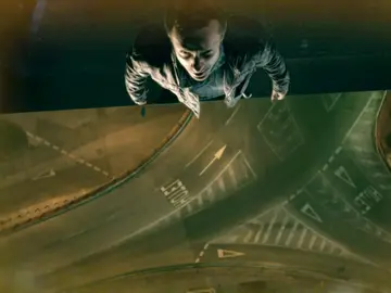 Álex al límite del suicidio ante una situación insostelible Álex al límite del suicidio ante una situación insostelible