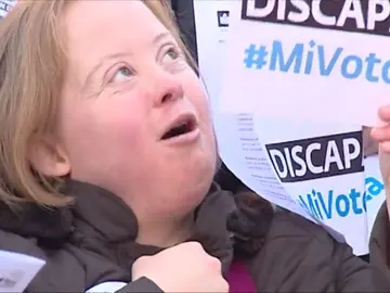 Cientos de personas se manifiestan para exigir el derecho a voto de las personas con discapacidad intelectual Cientos de personas se manifiestan para exigir el derecho a voto de las personas con discapacidad intelectual