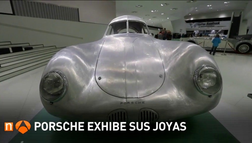 Frame 1.762965 de: El Museo Porsche muestra los coches deportivos más significativos