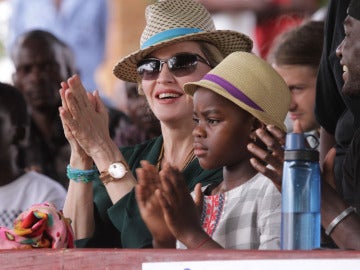 Madonna y su hija Madonna y su hija