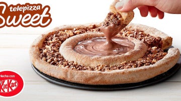 Pizza de chocolate y Kit Kat
