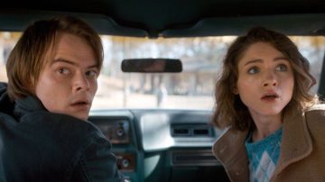 Charlie Heaton y Natalia Dyer en 'Stranger Things'