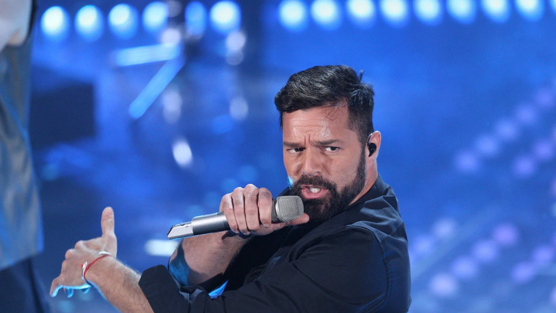 Ricky Martin durante su actuación en el Festival de Sanremo Ricky Martin durante su actuación en el Festival de Sanremo
