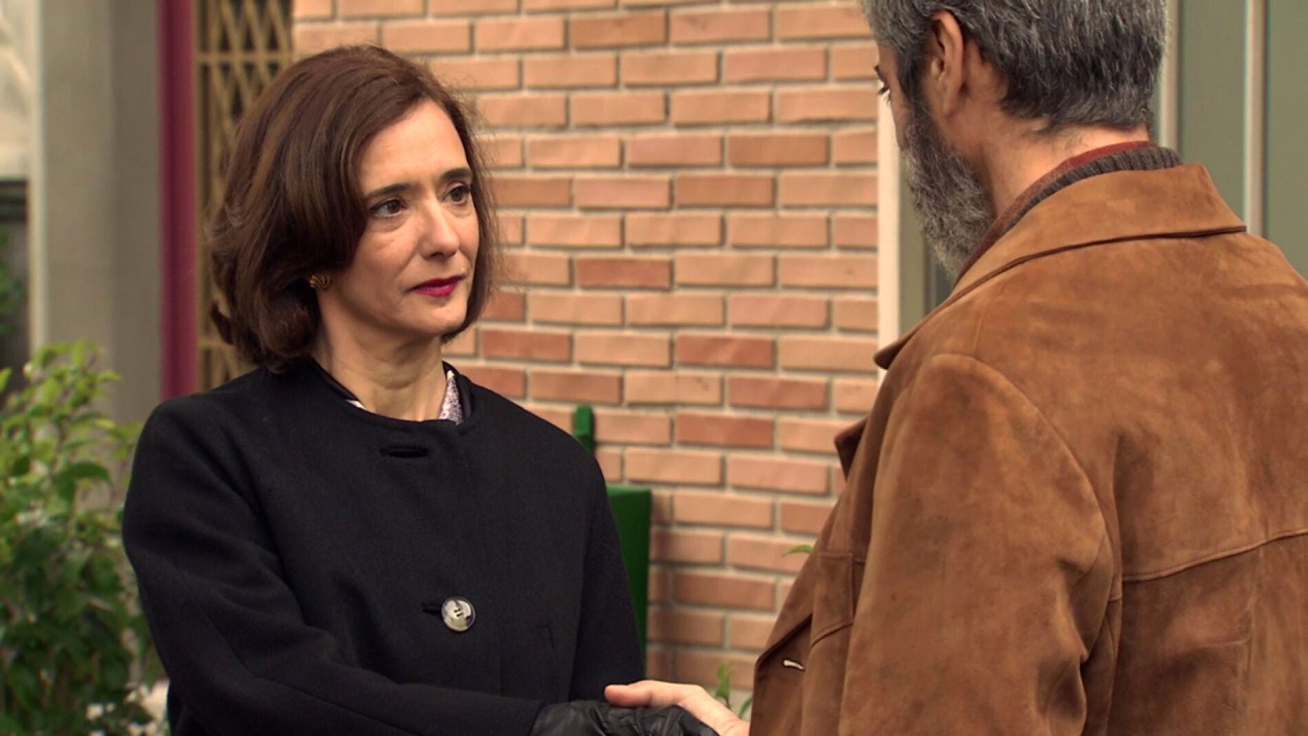 La agridulce despedida entre Esteban y Rosal&iacute;a