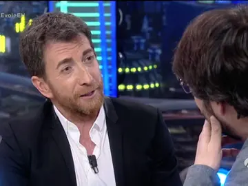 Frame 55.551111 de: Qué pasó realmente en la cena que compartieron Isabel Pantoja y Motos antes de su entrevista en 'El Hormiguero' Frame 55.551111 de: Qué pasó realmente en la cena que compartieron Isabel Pantoja y Motos antes de su entrevista en 'El Hormiguero'