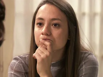 Alba se encara con Marta para que revele los secretos de Rafael Alba se encara con Marta para que revele los secretos de Rafael