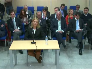 Frame 11.320312 de: En su declaración la infanta Cristina insistió en que siempre se fio de su marido Frame 11.320312 de: En su declaración la infanta Cristina insistió en que siempre se fio de su marido