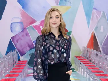 Natalie Dormer en la semana de la moda de París Natalie Dormer en la semana de la moda de París