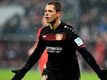 Chicharito celebrando un gol Chicharito celebrando un gol