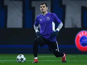 Casillas en un partido con el Porto Casillas en un partido con el Porto