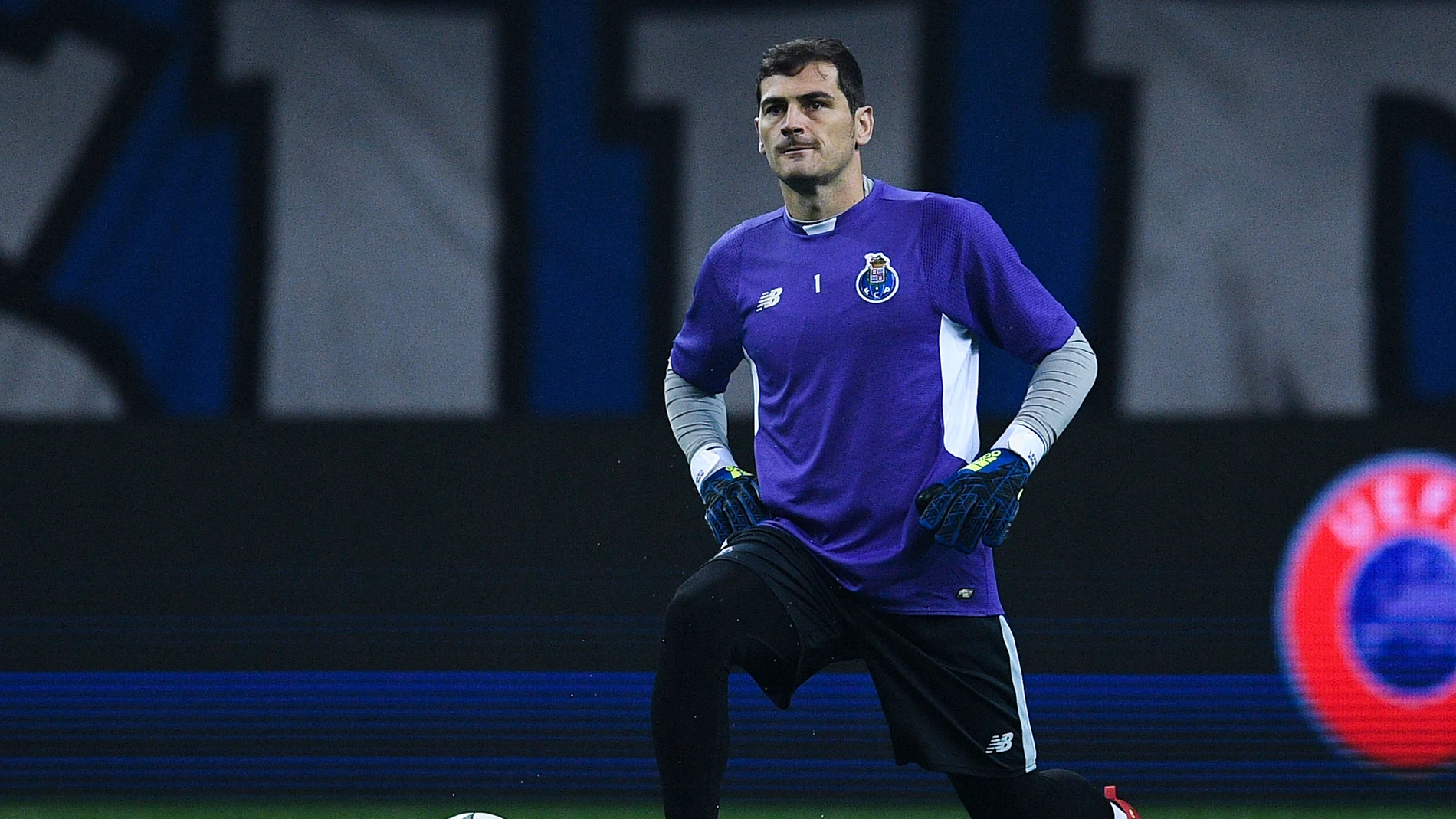 Casillas en un partido con el Porto Casillas en un partido con el Porto