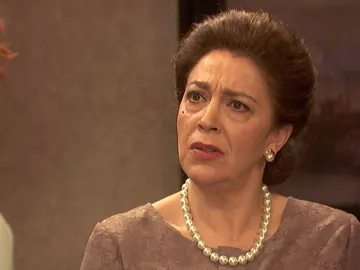 "No me agradezcas lo que he hecho por ti con 'baratijas'" "No me agradezcas lo que he hecho por ti con 'baratijas'"