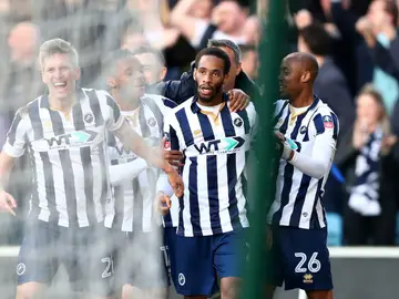 Los jugadores del Milwall celebran un gol Los jugadores del Milwall celebran un gol