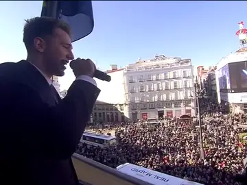 Frame 12.711111 de: El Real Madrid celebra la Copa del Rey en el Ayuntamiento de Madrid Frame 12.711111 de: El Real Madrid celebra la Copa del Rey en el Ayuntamiento de Madrid