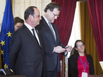 Mariano Rajoy junto a Hollande en Málaga