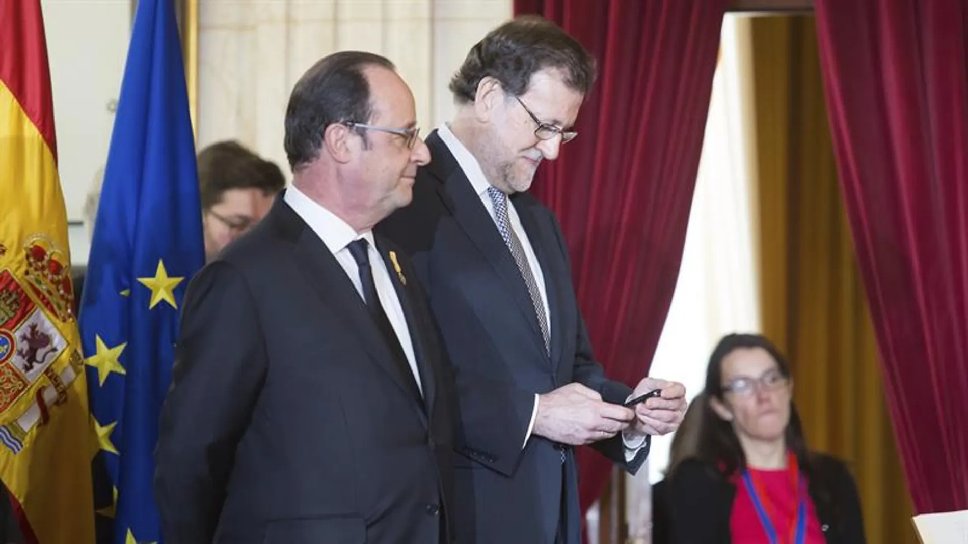 Mariano Rajoy junto a Hollande en Málaga Mariano Rajoy junto a Hollande en Málaga