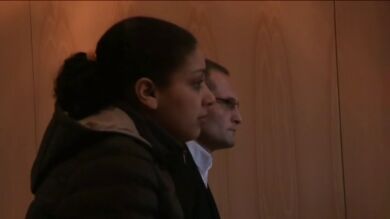 Declaran culpables de asesinato a la madre y su pareja del bebé hallado muerto con síntomas de maltrato en una maleta en Oviedo