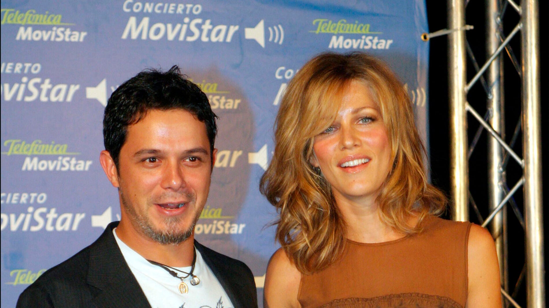 Alejandro Sanz y Jaydy Mitchel