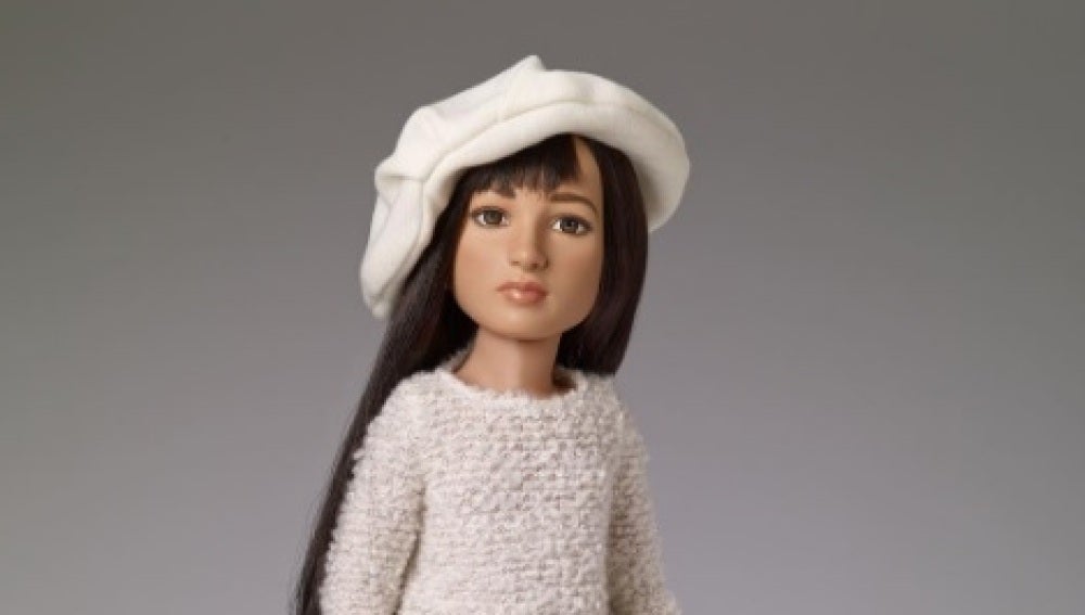La primera muñeca transgénero