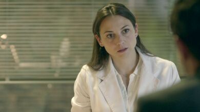 Blanca a Álex: “¿Qué clase de cabrón eres?”