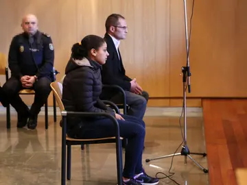 El hombre y la mujer acusados del asesinato del hijo de ella, de veintiún meses, en octubre de 2014 en Oviedo El hombre y la mujer acusados del asesinato del hijo de ella, de veintiún meses, en octubre de 2014 en Oviedo