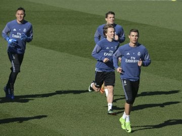 Cristiano Ronaldo, Modric, Kovacic y Keylor Navas, en el entrenamiento del Real Madrid
