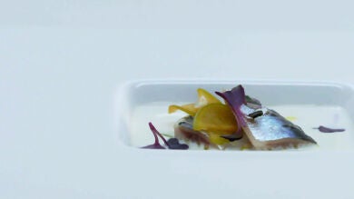 Ajoblanco malagueño con sardinas