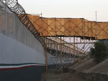 Muro fronterizo de EEUU y México Muro fronterizo de EEUU y México