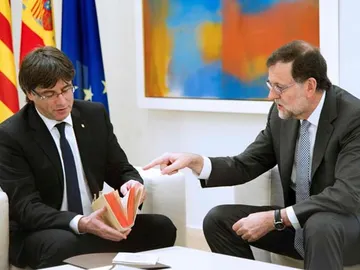 Mariano Rajoy y Carles Puigdemont Mariano Rajoy y Carles Puigdemont