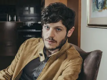 Iwan Rheon Iwan Rheon