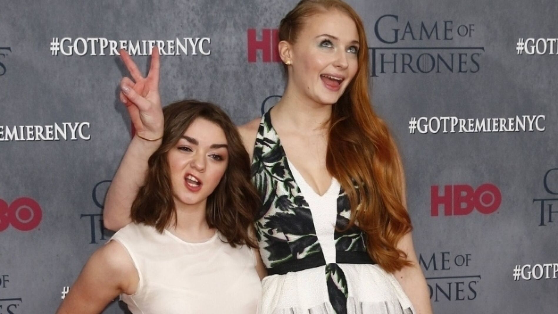 Maisie Williams y Sophie Turner son amigas fuera de la pantalla