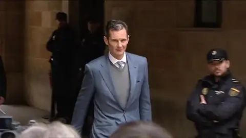 Frame 12.979436 de: Abogados penalistas analizan las últimas sentencias dictadas en los casos Gürtel, Noos y tarjetas black Frame 12.979436 de: Abogados penalistas analizan las últimas sentencias dictadas en los casos Gürtel, Noos y tarjetas black