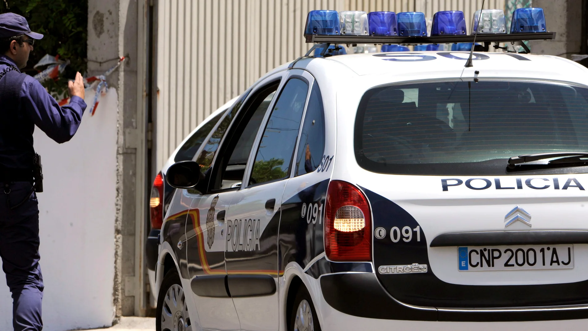 Vehículo de la Policía Nacional Vehículo de la Policía Nacional