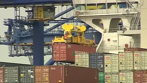 Frame 1.283603 de: Patronal pide a los estibadores desconvocar la huelga y fin de las presiones Frame 1.283603 de: Patronal pide a los estibadores desconvocar la huelga y fin de las presiones