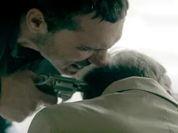 Álex hará justicia con un traidor de Rodrigo Álex hará justicia con un traidor de Rodrigo