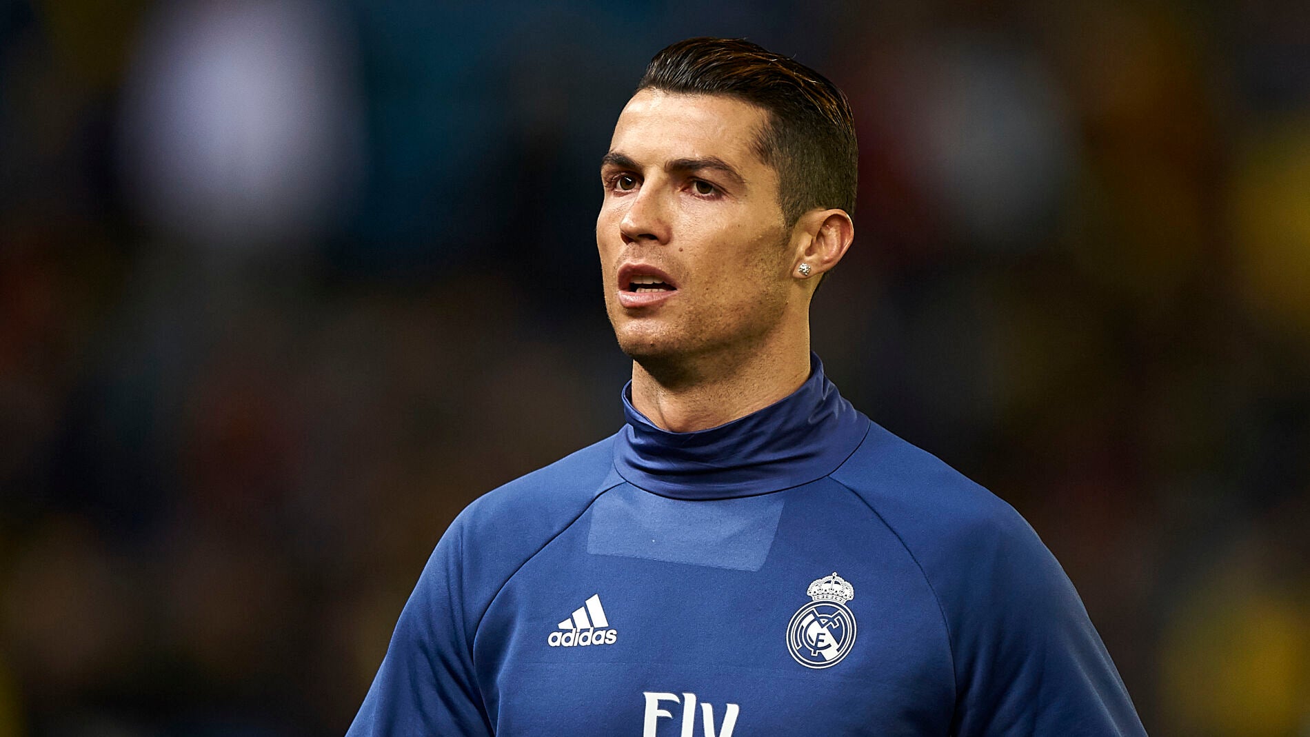 Cristiano Ronaldo en un calentamiento con el Real Madrid