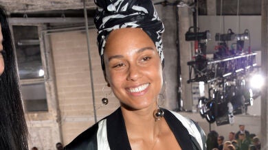 Alicia Keys se marca un 'Tu cara me suena' imitando a grandes divas de la música 